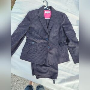 Le Suit Black/pink  Pinstripe Pantsuit